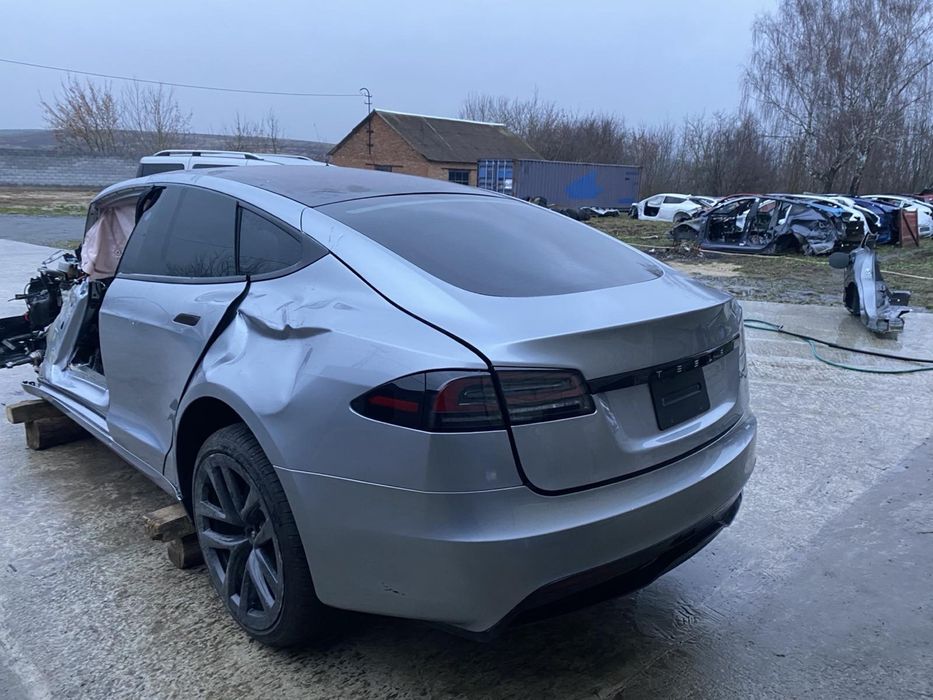 Tesla Model S MS Бампер Капот Крило Фара Телевізор Підсилювач Радіатори Захист Підкрилок весь комплект РОЗБОРКА / ЗАПЧАСТИНИ