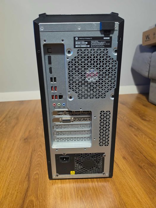 Computador de Secretária OMEN