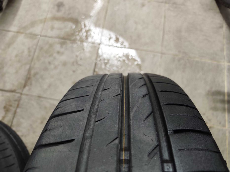 Jantes 15 originais Seat furação 5X100 com pneus