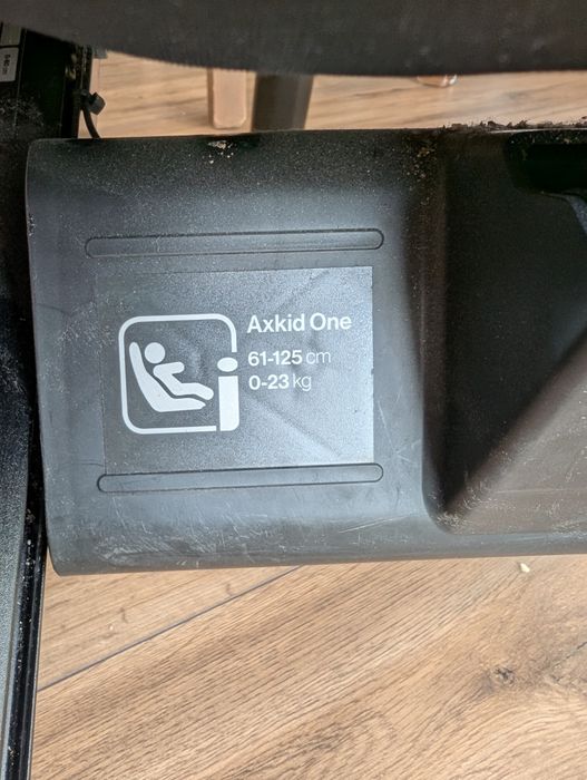 Fotelik Axkid One + akcesoria