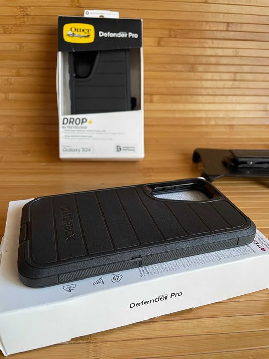 Чехол OtterBox Defender Series Pro для Samsung Galaxy S25 / Galaxy S24