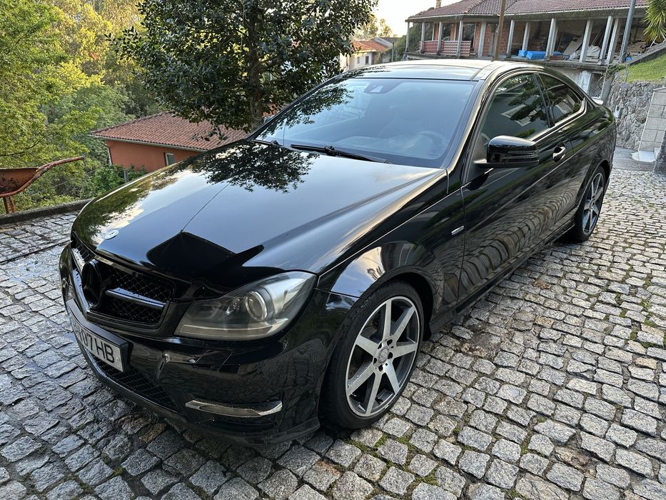 Mercedes C220 Coupe amg