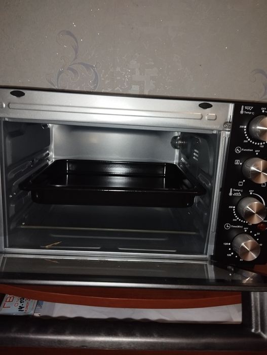 Продам электрическую печь Rotex