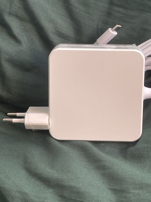 Ładowarka zasilacz Reletch universalny Pd 65w usbc z kablem usb-c