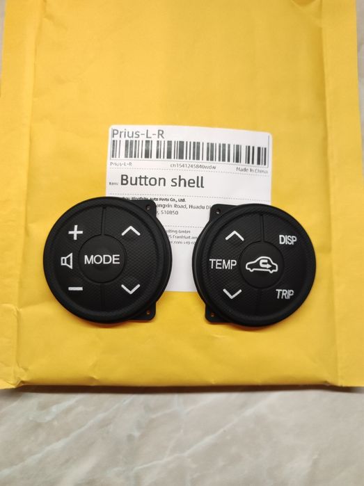 Кнопки на руль Toyota Prius Aqua новые