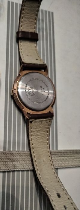 Dois relógios disponíveis