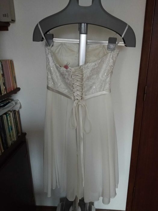 Vestido branco de ceromonia - tamanho do S ao L