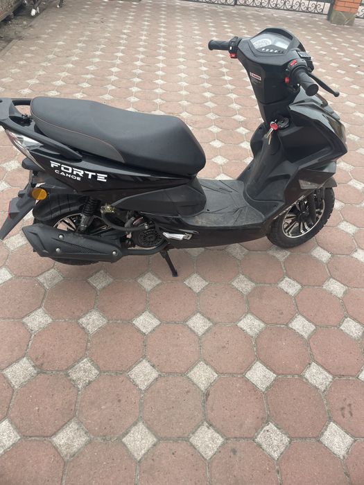 Скутер FORTE CANOE 150!