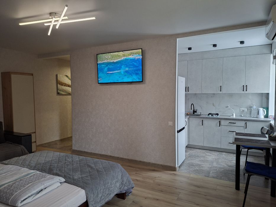 Погодинно подобово  центр пр Перемоги ,Левка Лук,яненка,тц Голівуд