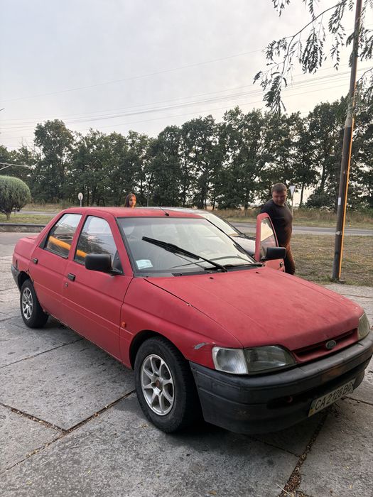 Строчно продам форд орион