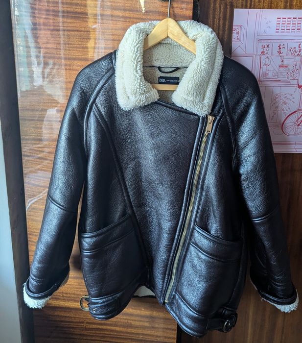 Дублянка жіноча Zara (екошкіра / кожзам)