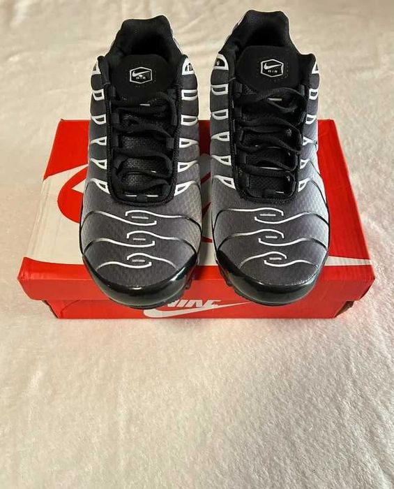 Nike Air Max TN Czarny R.41