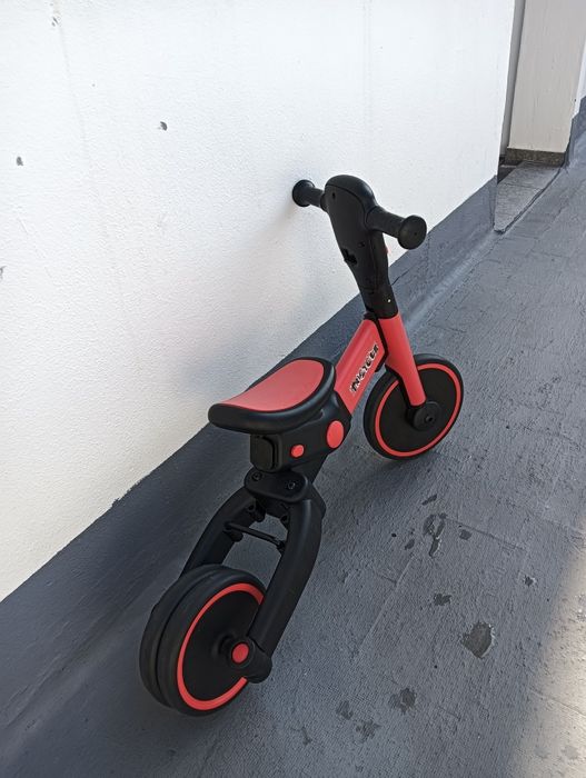 Triciclo e bicicleta evolutivo criança