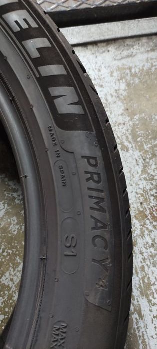 Pneus 235/45/20 Michelin semi novos