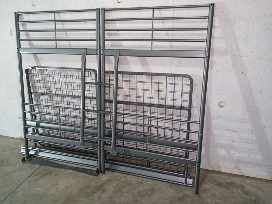 Beliche cama solteiro estrutura metálica resistente, com colchões em e