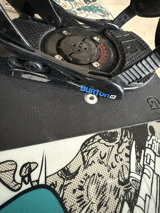 Dziecieca deska snowborad 125 Burton stan idealny