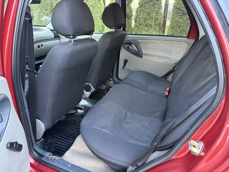 ВАЗ Лада Калина 2006 рік 1.6 Бензин в доброму стані !!!