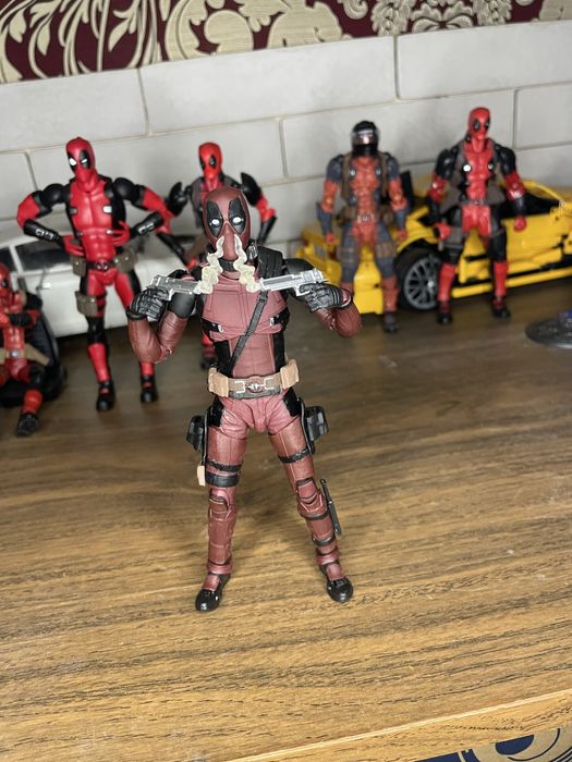 Фігурка головного персонажу фільму Дед Пул/dead pool