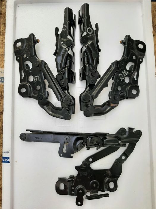 Петли капота Бмв F20. F25. F30.  BMW