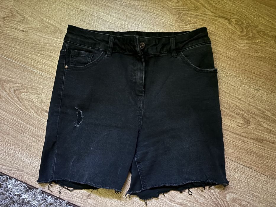 Spodenki jeansowe