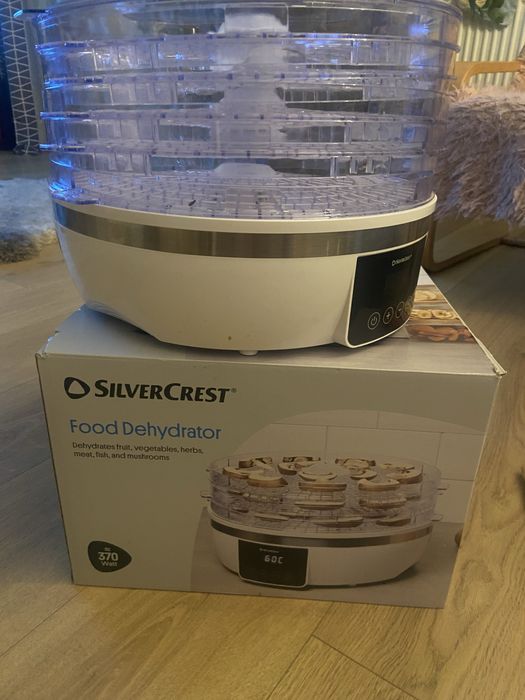 Suszarka do owocow/ grzybow