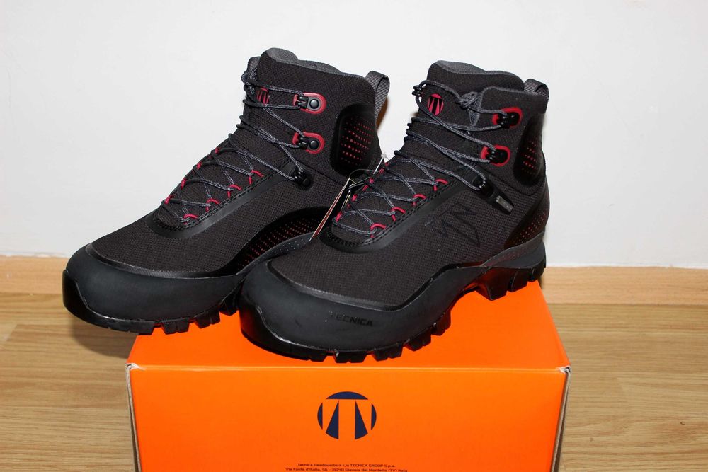 Треккинговые, горные ботинки TECNICA. Италия 39,40,41