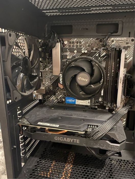 Pc torre gamer..