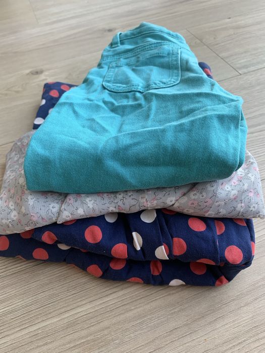 Дитячий одяг (на 2-3 роки)