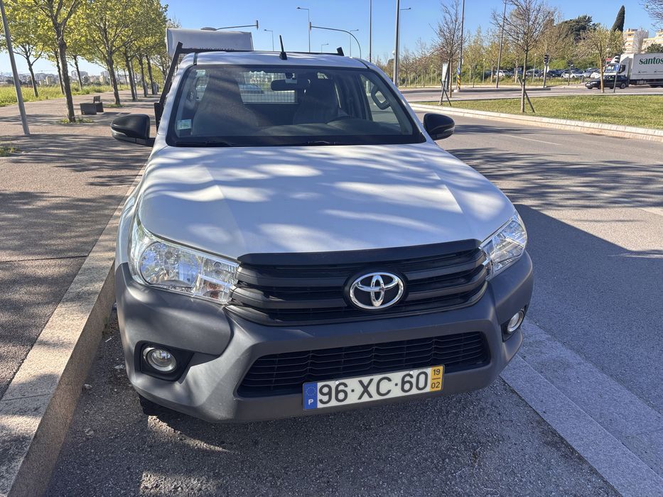 Toyota Hilux 4x4 Cab Extra 3 Lug