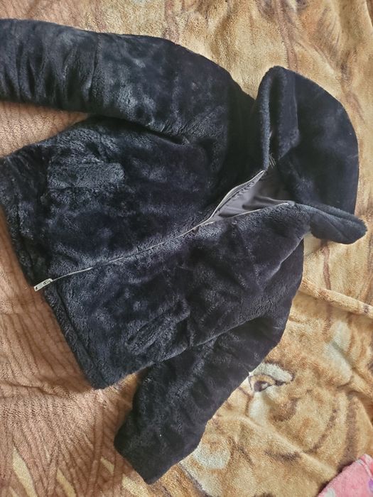 Шуба жіноча коротка