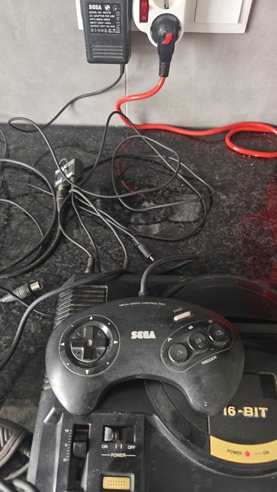 Sega Mega Drive + 1 comando + Light Phaser