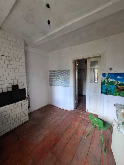 Будинок в центрі села Голосків