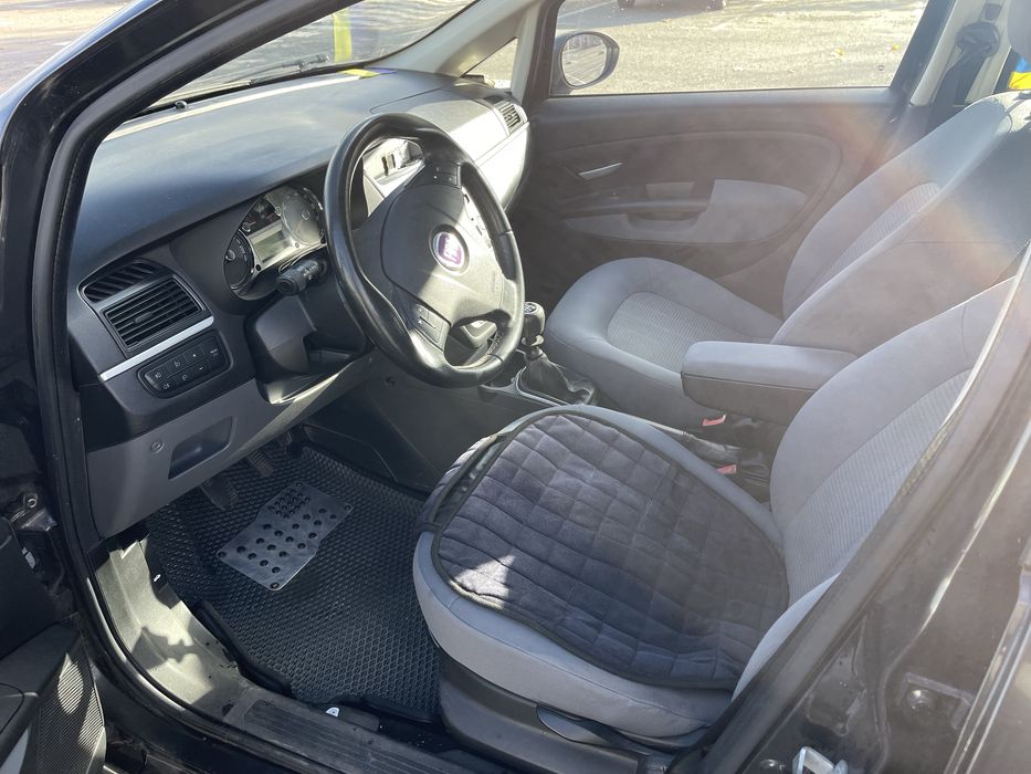 Fiat Linea 2009 1.4 бензин, механіка