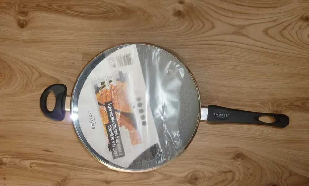 Patelnia z pokrywką do wszystkich rodzajów kuchenek