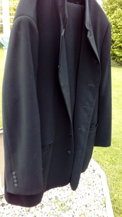 Komplet marynarka ze spodniami