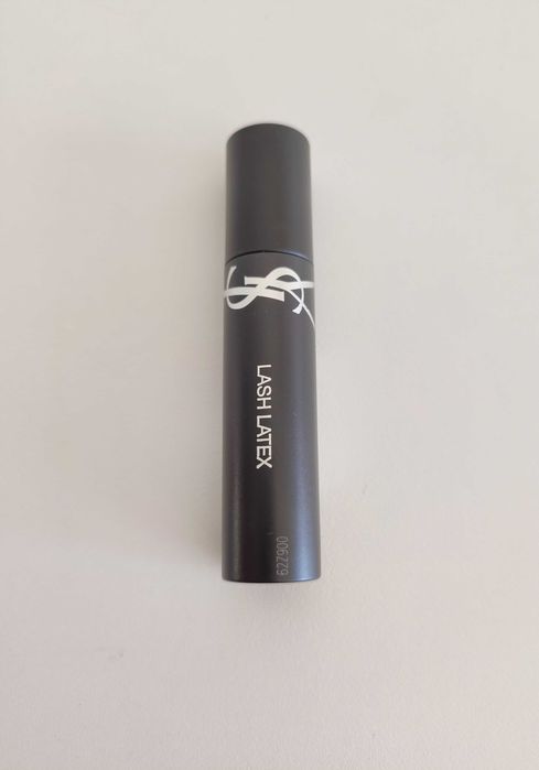 Yves Saint Laurent Lash Latex