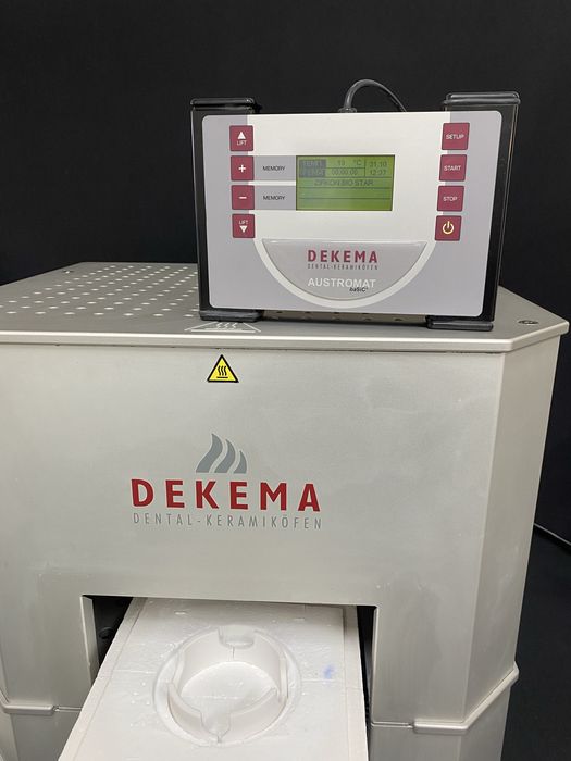 Піч для синтеризації DEKEMA Austromat baSIC