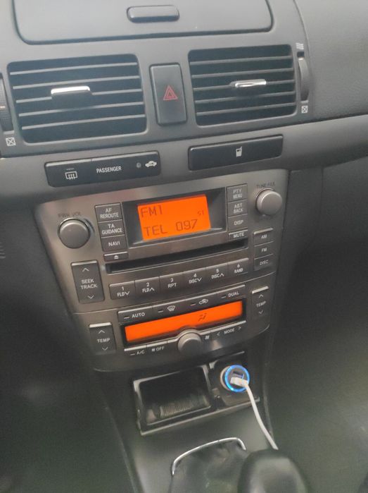 Toyota Avensis 1.8 газ/бензин