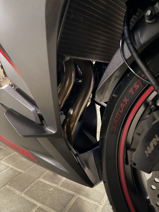 Японский мотоцикл Honda CBR400R. 2021г.