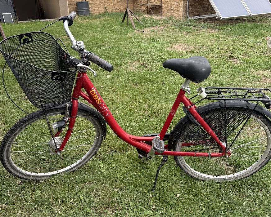 Rower miejski DBS City damski 26” koszyk bagażnik czerwony