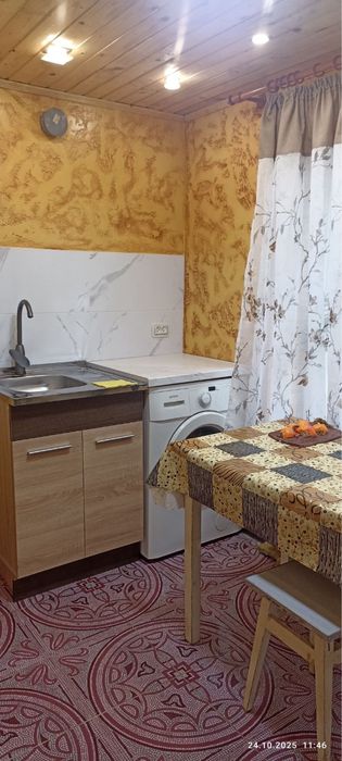 Здам квартиру з окремим входом можливо на короткий термін