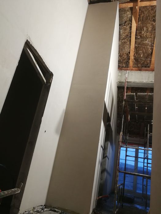 Tynki maszynowe gipsowe cementowo wapienne