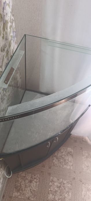 Акваріум кутовий 90 л.