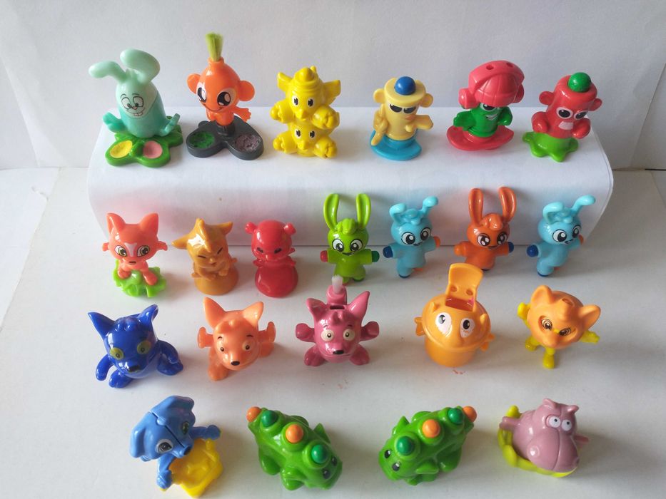 Figurki Kinder Piszące / pieczątki22szt