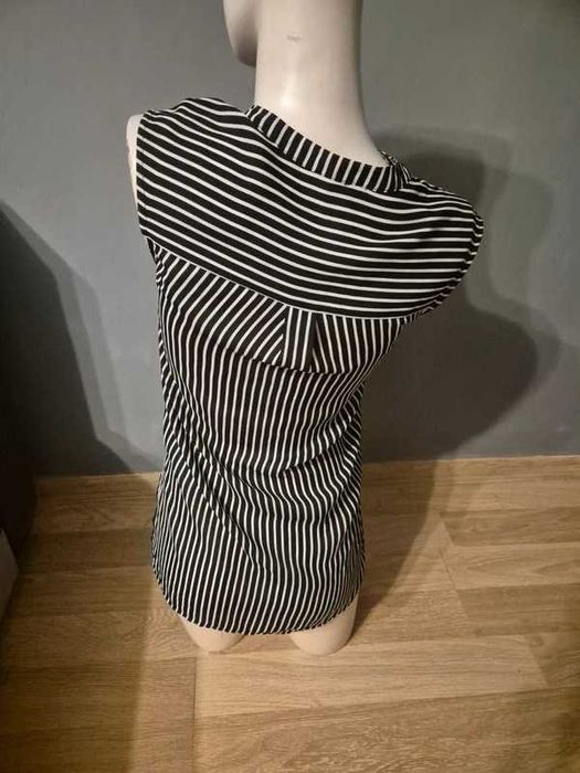 Elegancka bluzka w paski z dekoltem w serek 6 34 XS