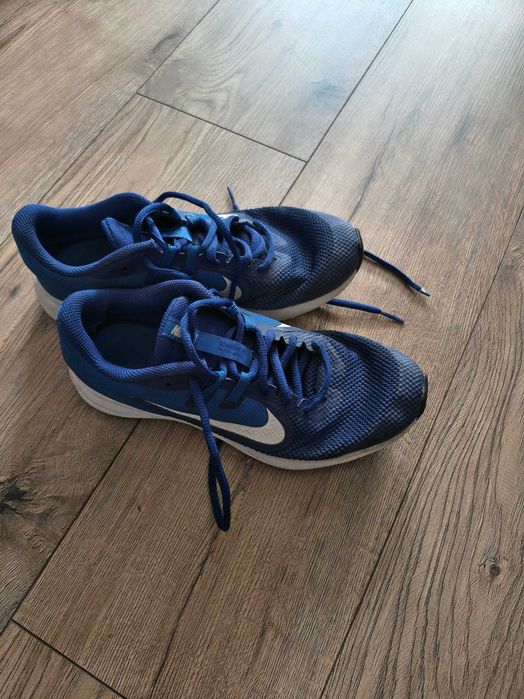 buty NIKE roz. 37,5