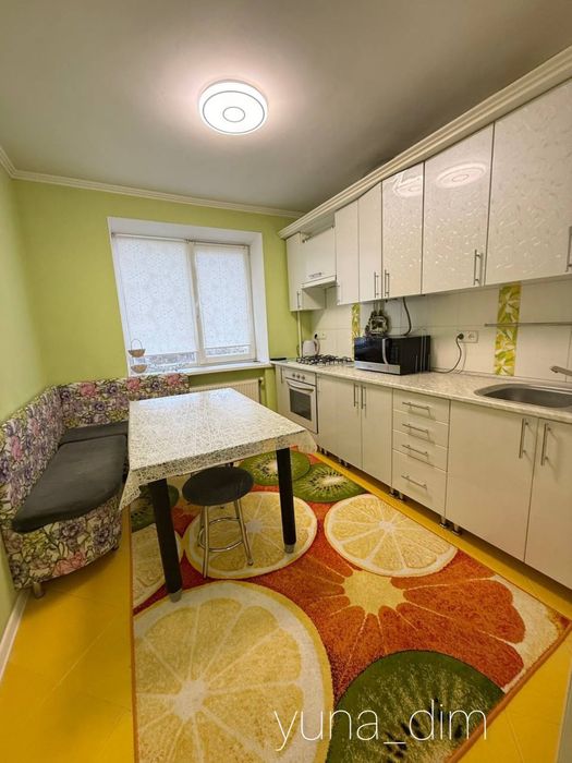 4 кім квартира|р-н Базарчика|м.Дубно