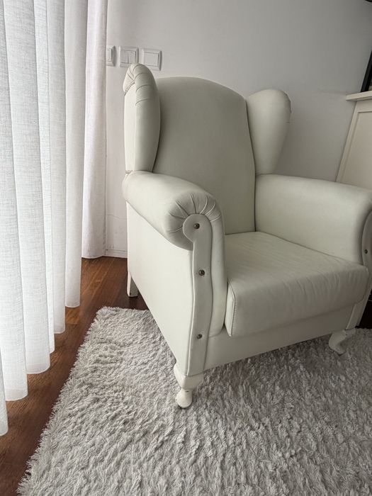 Poltrona pele branca