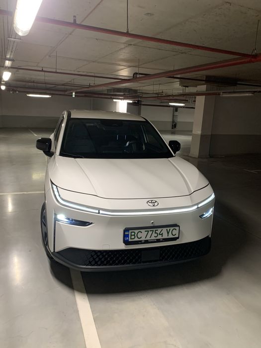 Продам Електромобиль  TOYOTA BZ3X