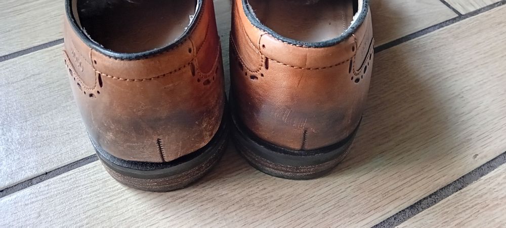 Buty  skórzane Ecco tozm. 43